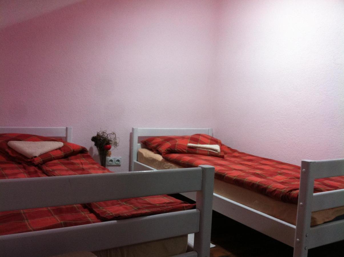 Pansion Zeyno SJJ Room photo